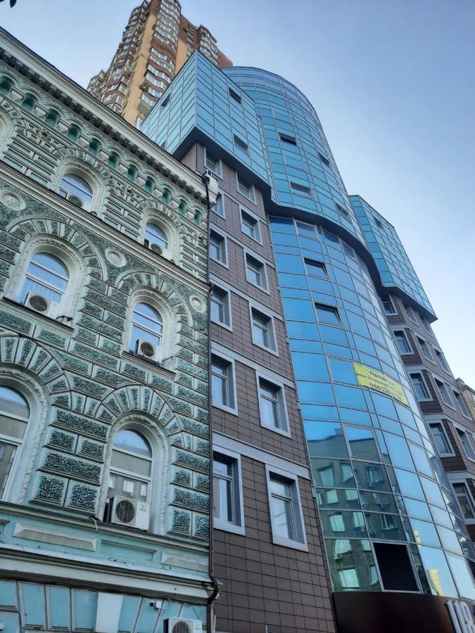Прекрасная Комфортная Квартира В Центре Киева Рядом С Жд Вокзалом Метро Вокзальная И Университет Exterior photo